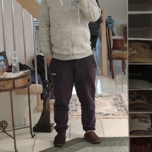 Meet your Posher, Nakhee